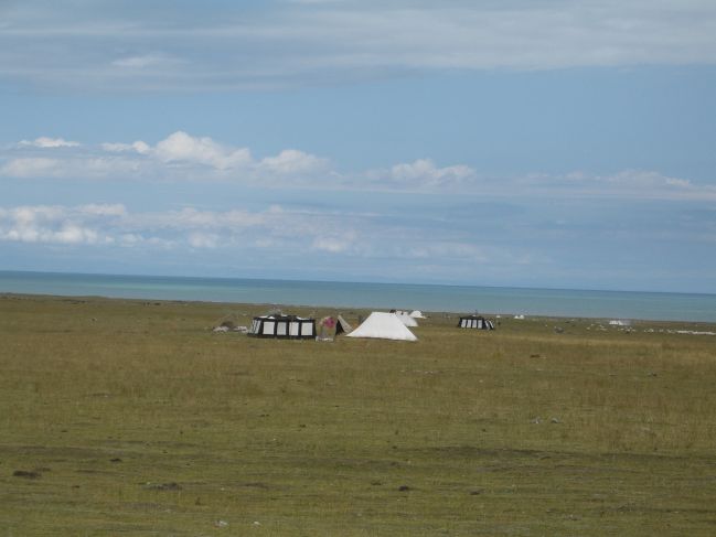  2006:09:03 01:13:38   Tibetian tents - South Side of Lake c.jpg